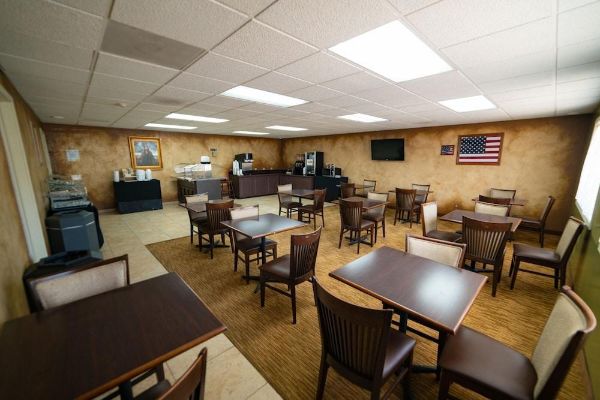 Angel Inn near IMAX (Branson)
